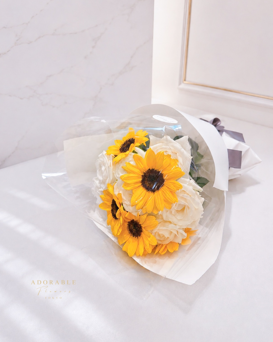 Adorable Sun Roses | Fresh Bouquet(ギフトバッグ付き)