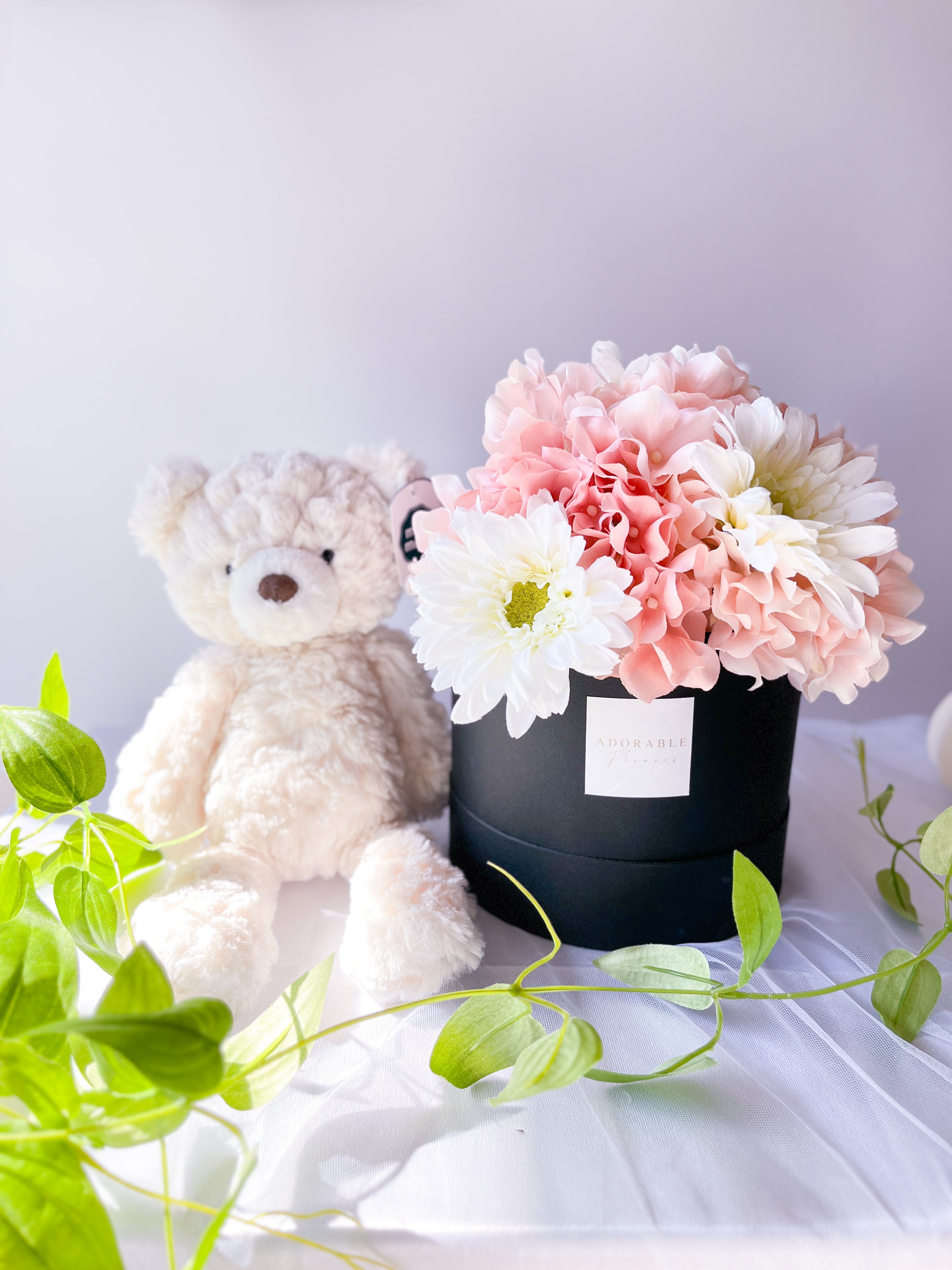 ボックスフラワー あじさいとガーベラ くまのぬいぐるみセット