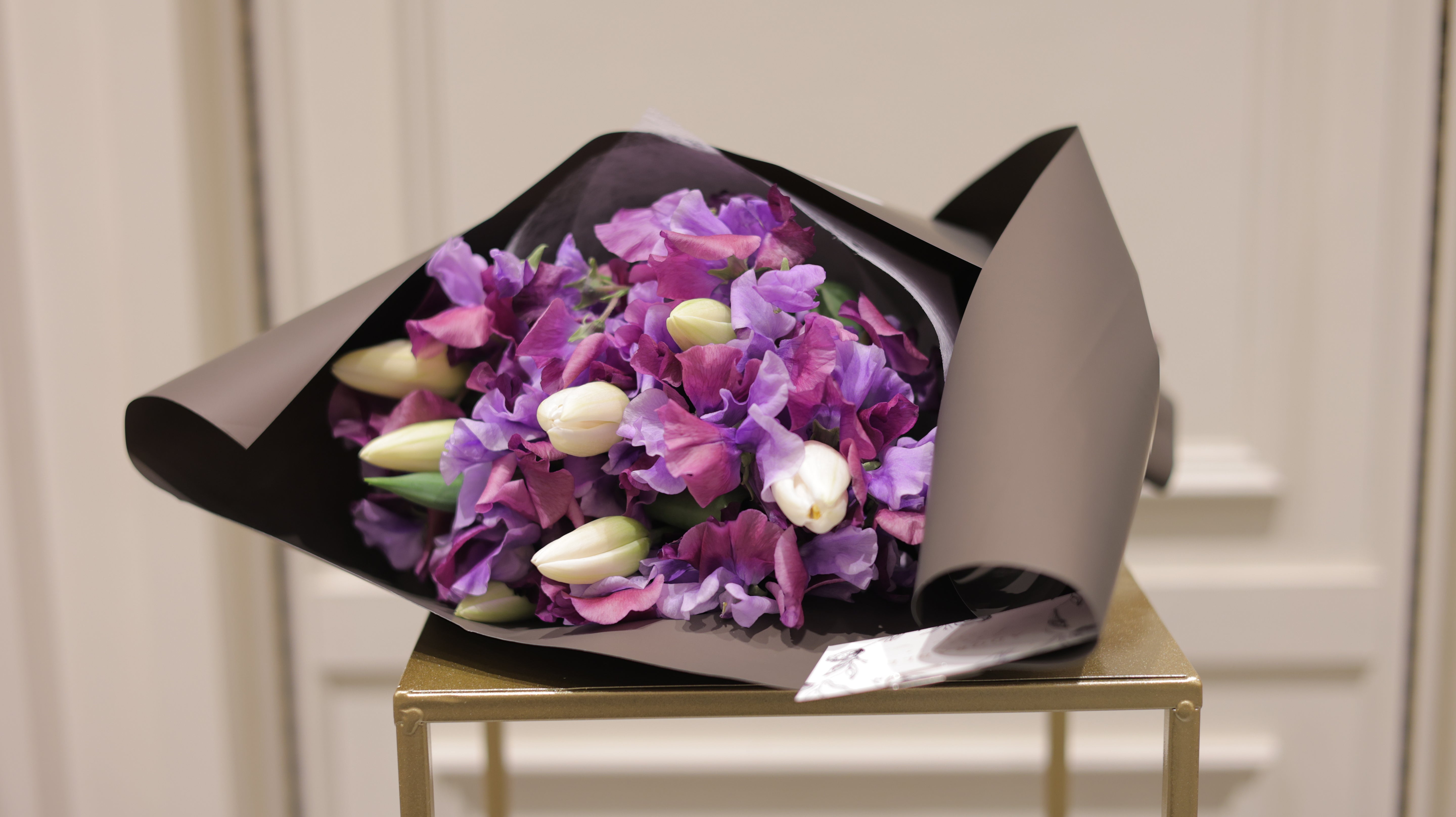 チューリップとスイートピーのブーケ